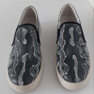 Jessica Simpson Snake Print Slip On Loafer Sneakers Size 8.5